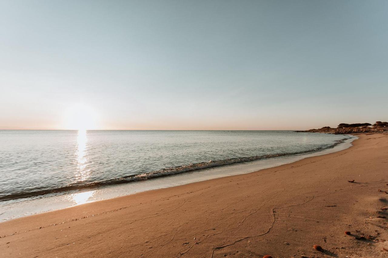 Resort Fior Di Sardegna โปซาดา ภายนอก รูปภาพ