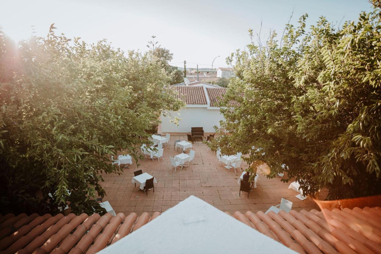 Resort Fior Di Sardegna โปซาดา ภายนอก รูปภาพ
