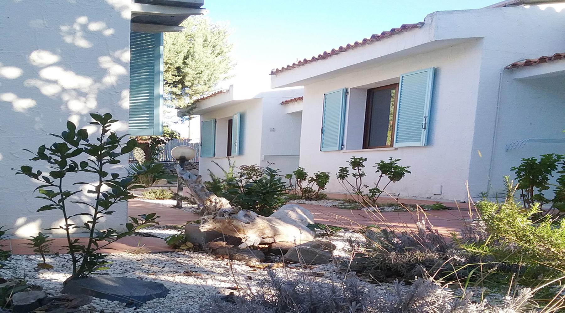 Resort Fior Di Sardegna โปซาดา ภายนอก รูปภาพ